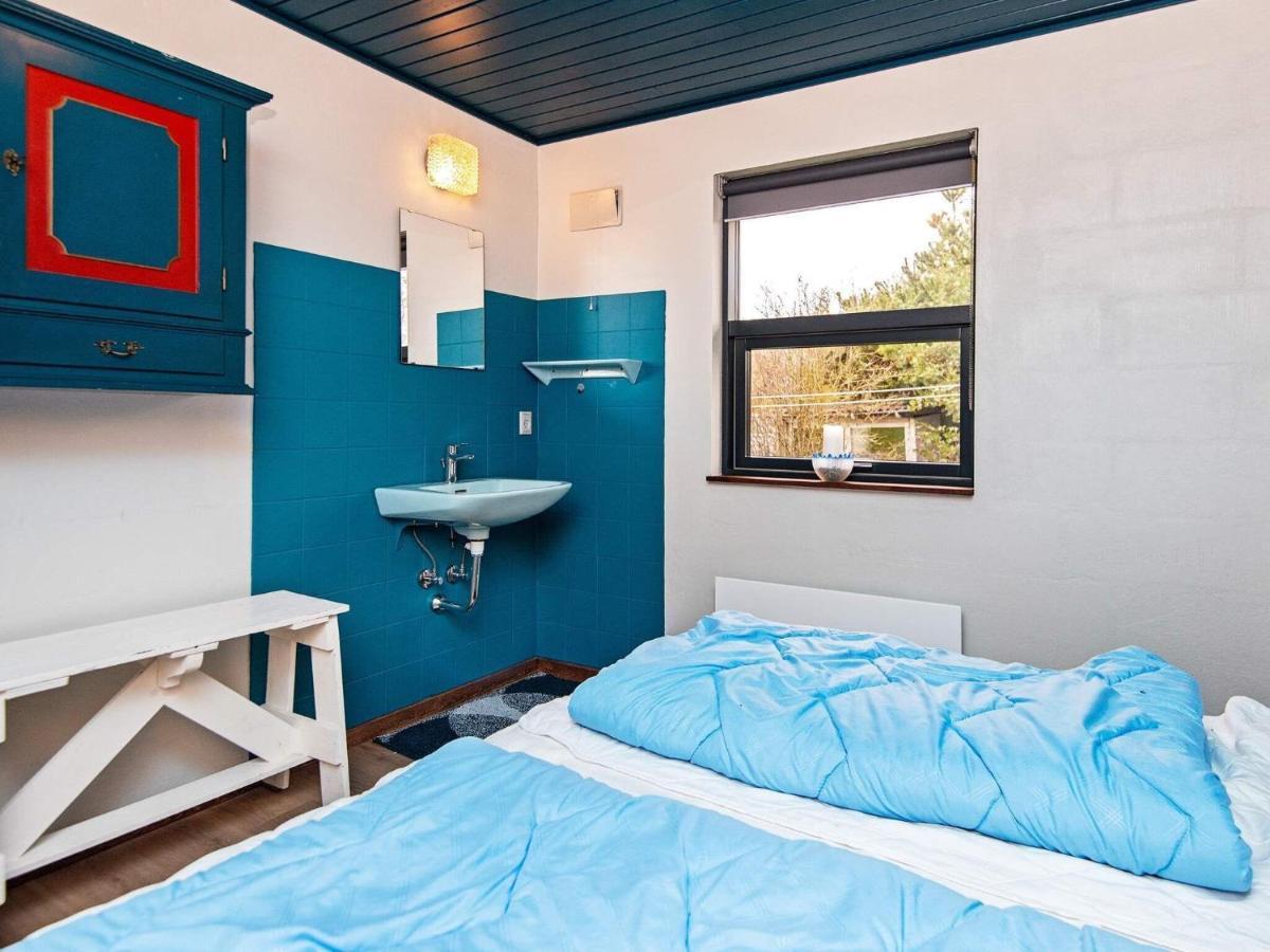 8 Person Holiday Home In R M Lakolk Екстер'єр фото